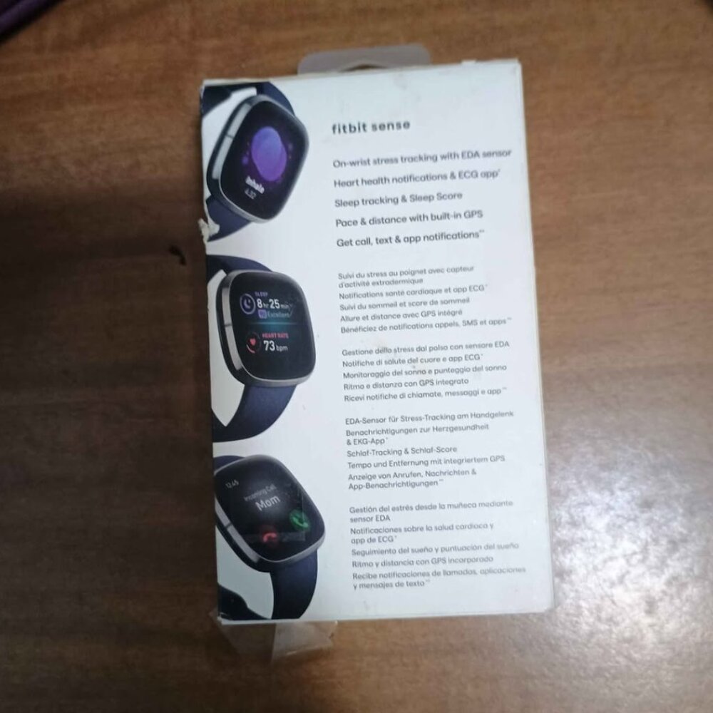 Fitbit Sense Smartwatch Flawless Condition w/ Charger, Faceplate Protector, ect - Picture 3 of 9